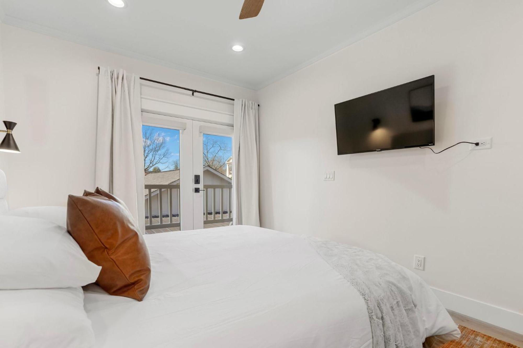 27 On Park Boutique Hotel & Venue Dahlonega Luaran gambar